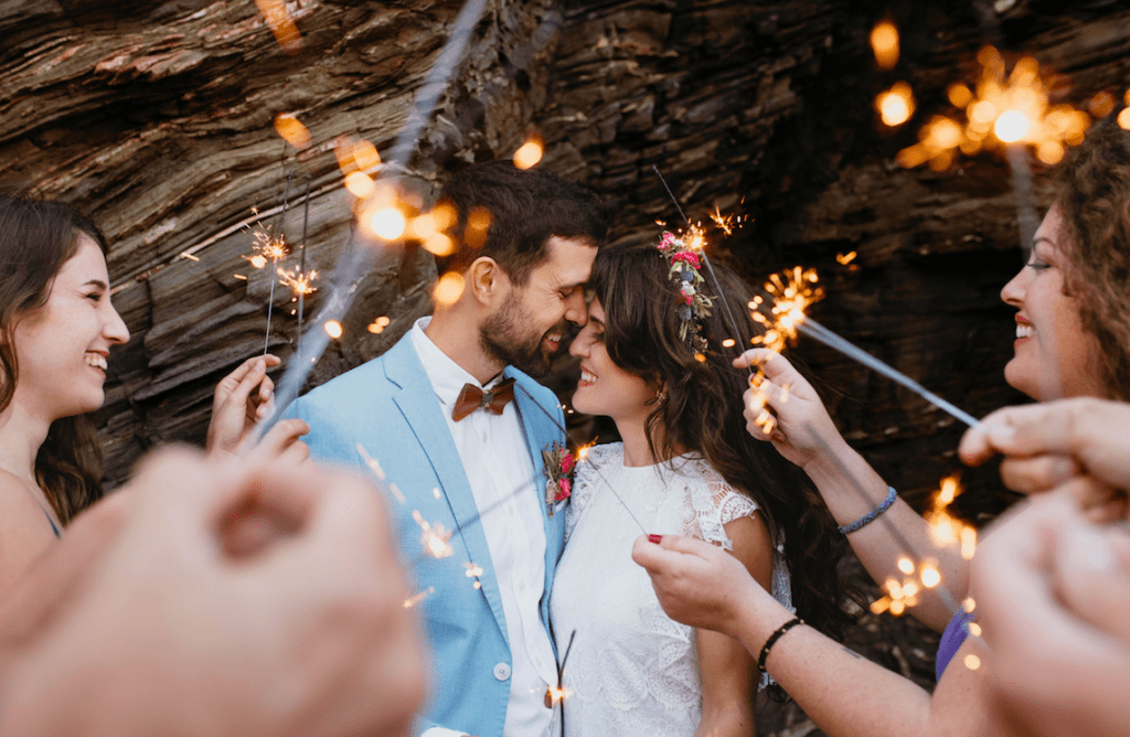 Des cierges magiques : Une touche enchanteresse pour illuminer vos mariages