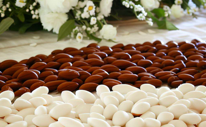 Dragées Amande ou Chocolat: Le Dilemme du Mariage