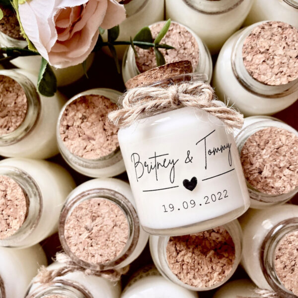 Bougies parfumées personnalisées: le cadeau idéal pour vos invités de mariage