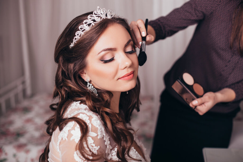 Un maquillage lumineux pour votre mariage